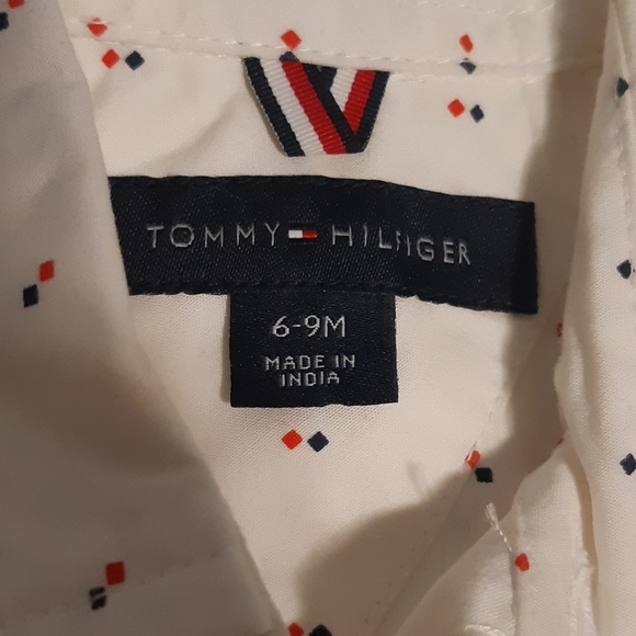 Boys Tommy Hilfiger Dress Shirt, L- Sleeve Colors White Red And Blue Size 6-9M - Picture 6 of 10